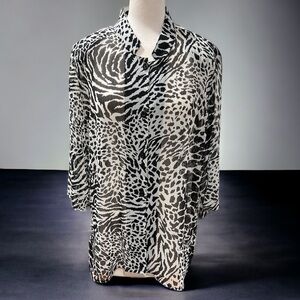 DRAPERS AND DAMONS TUNIC SHEER ANIMAL PRINT BLOUSE